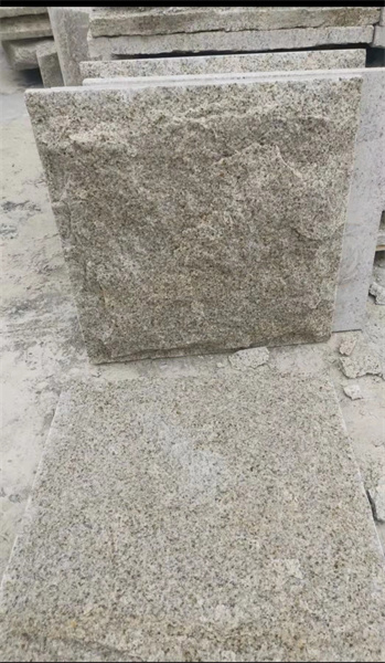黄锈石蘑菇石